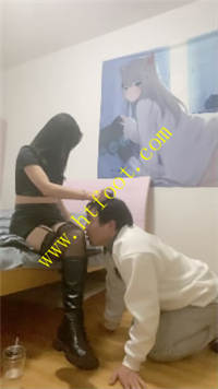 r4ta5m0rx2y.jpg