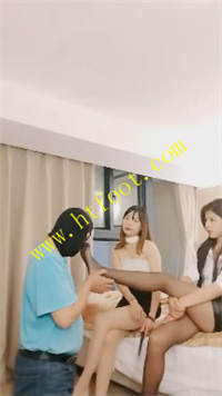 ak3z45mcrjf.jpg