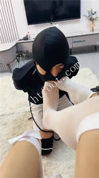 iuqxhtqnlgb.jpg