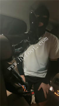 qhl2a5vwjec.jpg