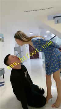 khxbctqgwie.jpg