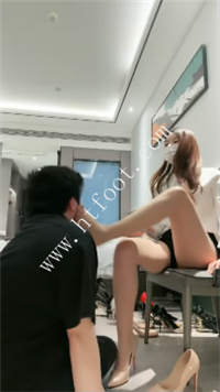 kkrsg30yxam.jpg