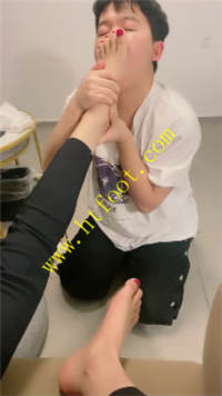 n2130q0w4ra.jpg
