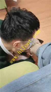 uhfpgzdyyxi.jpg