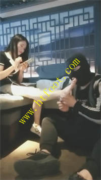 eekt5uq5dd3.jpg