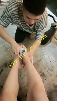rruw1qkqisw.jpg