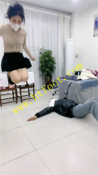 x30q3zfd3tc.jpg