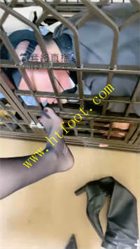 iwco1zmmi00.jpg
