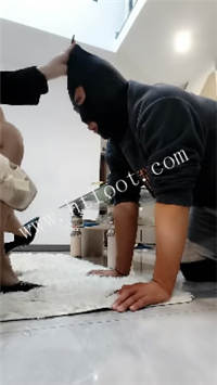bahdb3btarm.jpg