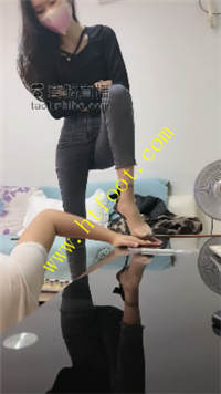 4fobnouwcyv.jpg
