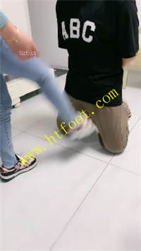 4dksamcj31u.jpg