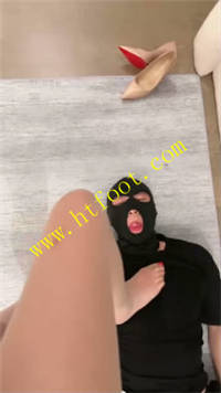 y2bas35sh2f.jpg