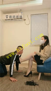 vh5nxcl55r4.jpg