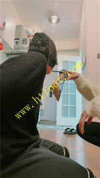 ixowcm4q04b.jpg