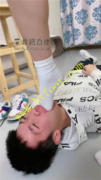 syi2h5gb1a5.jpg