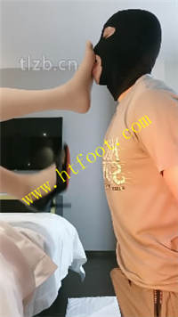 yxvm3atbyg1.jpg