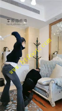 qcdvhsmz1wb.jpg
