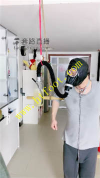 ezm2pgi230y.jpg