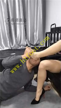 r40cxvqmm0k.jpg