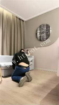 e25nyful0by.jpg