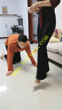 t13zn10lc0m.jpg