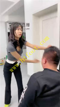 qvr1tfcgs21.jpg