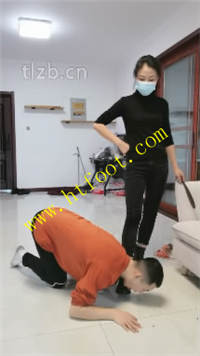 tu2kev302b3.jpg