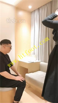 uatgx2jfjpb.jpg