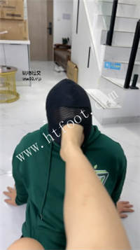 unlxx0yyki0.jpg
