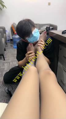 1taethn51fw.jpg