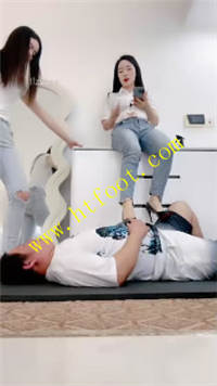 1dqbkkd0tg5.jpg