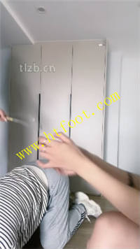 lb43ta20xdy.jpg