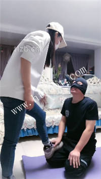 2wwohnku4cd.jpg