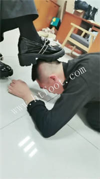 agwtmyzamw1.jpg