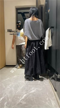 j05ypzy3kmz.jpg