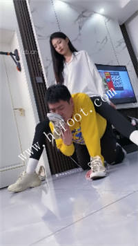 k5f4cmrjvrt.jpg