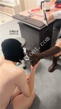 mwr1myrgyut.jpg