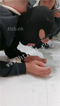 ud0twd1p23x.jpg