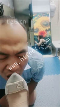 bhde1fqwex4.jpg