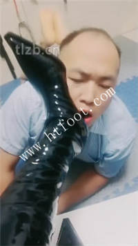 aih5m2k0xyq.jpg