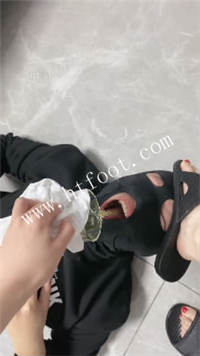 xhg4lv4qwuo.jpg