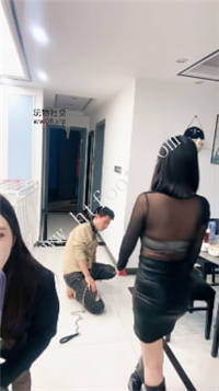 emjwy1gkyul.jpg