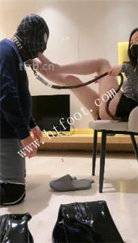 ixt1ts5zoxc.jpg