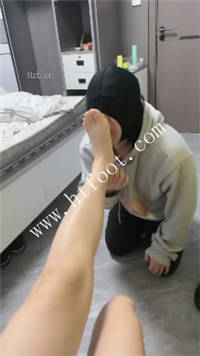 mr0aeugo3wj.jpg