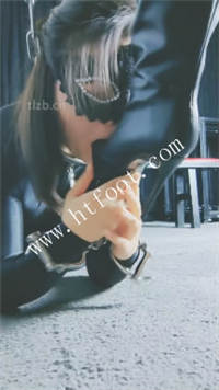 kciwc03nwzk.jpg