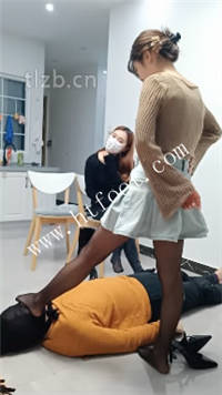 rmaqavzcus0.jpg