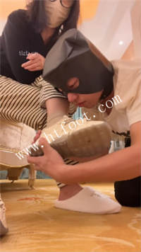 vaxj23ov2dy.jpg