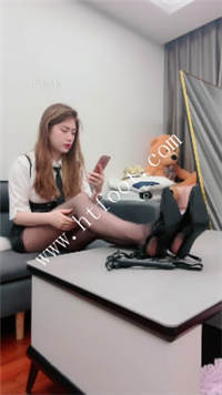 lywf2vndpyl.jpg