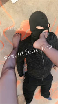 bv4qaqgrtzi.jpg