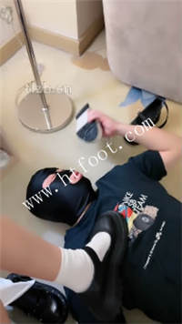 ana2fxhf0nu.jpg